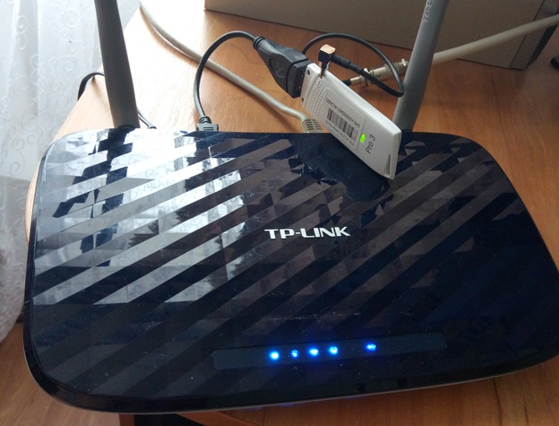 роутер TP-LINK Archer C20+3.5g модем ZTE AC2791 Rev.B+USB